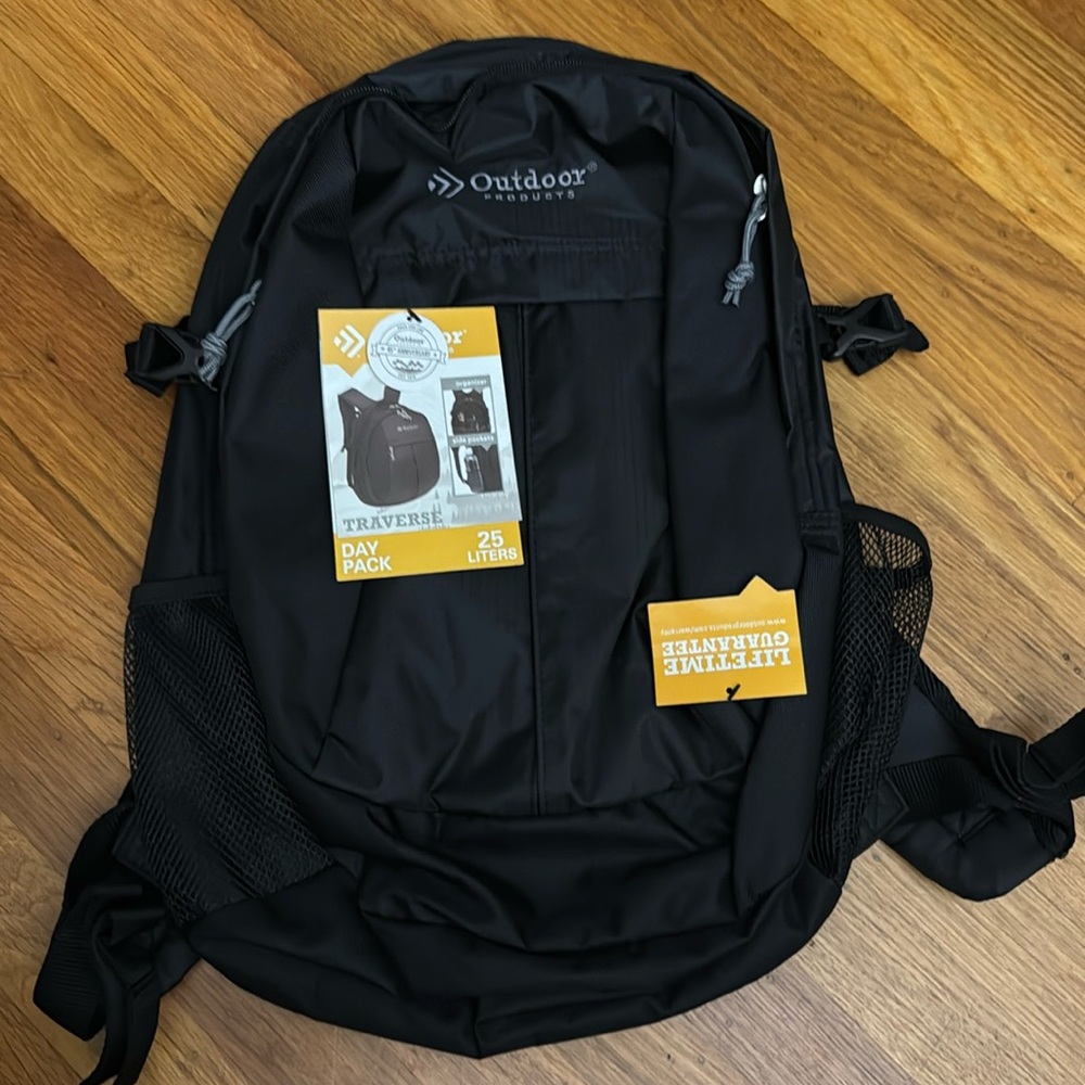 Outdoor 25L Day Pack Black - New with tags